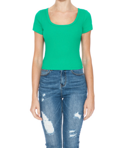 BLUSA BASICA CROP CUELLO U